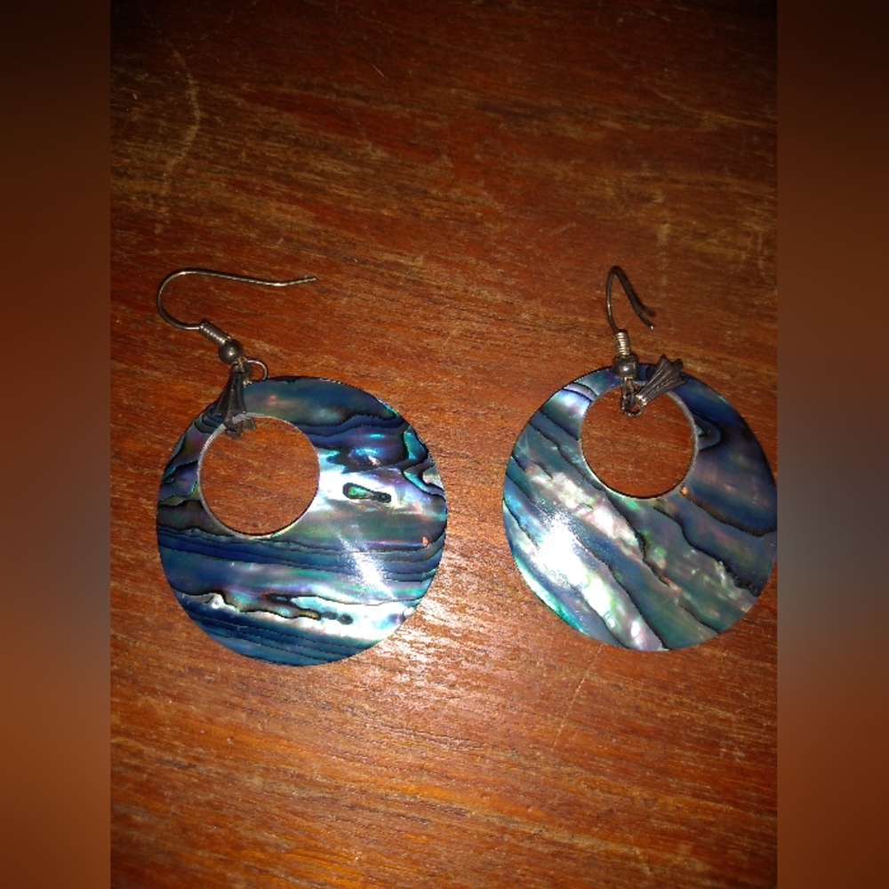 Stunning Vintage Necklace with Blue Abalone Colour Pendant & Matching Ea… - Picture 6 of 7
